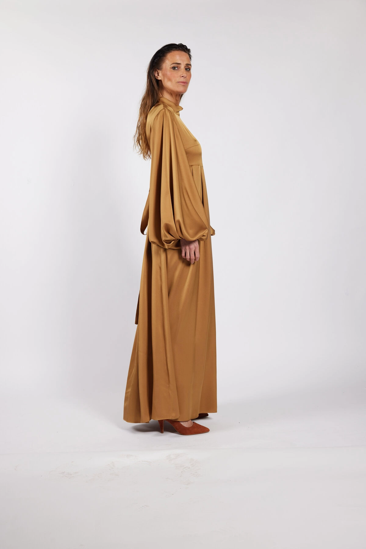Robe Hivda – Image 5