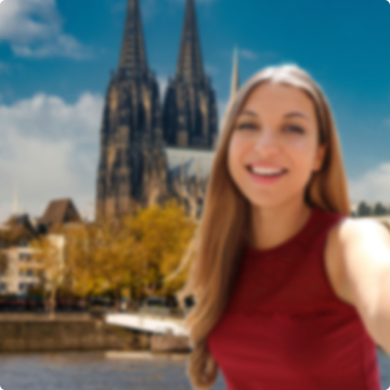 Lesebrille stören? Kurzsichtigkeit mit Augenlasern korrigieren | Ihre Augenärzte in Köln