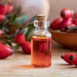 МАСЛО ОТ ШИПКА – ИЗВОРЪТ НА МЛАДОСТТА