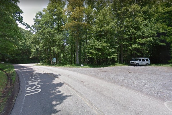 Low Gap US 421 Trailhead