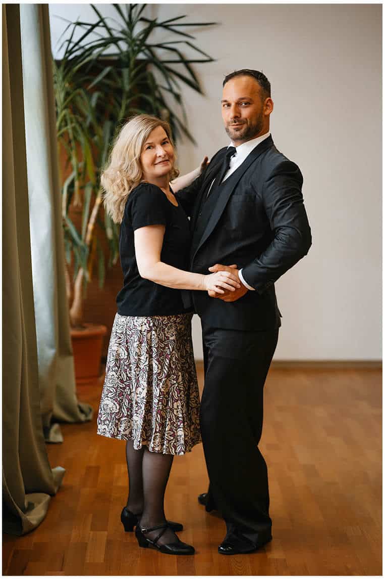 Tanzpaar posiert