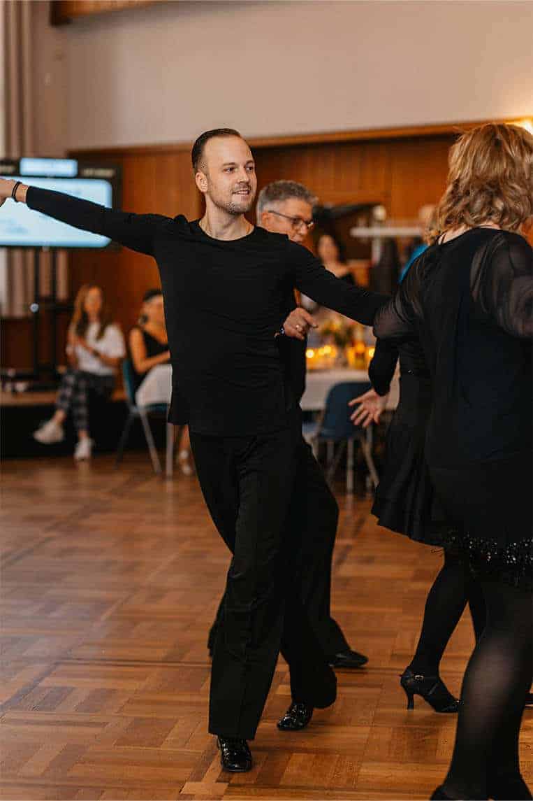 Mit Mr. Sherman Tanzschule beim Pro-Am-Turnier
