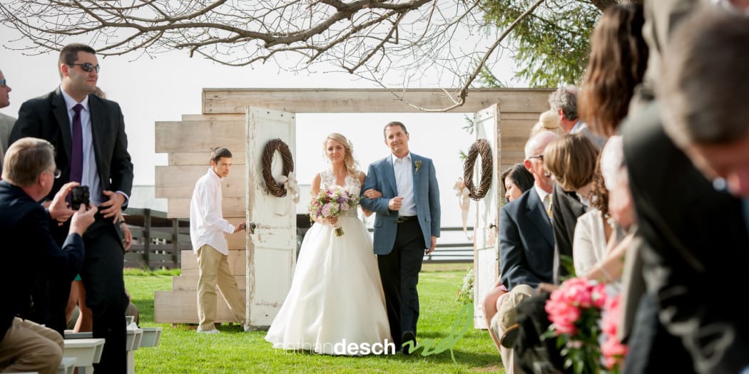 Lakeview Farms Wedding Pictures By Lancaster Wedding Photographer Nathan Desch Photography