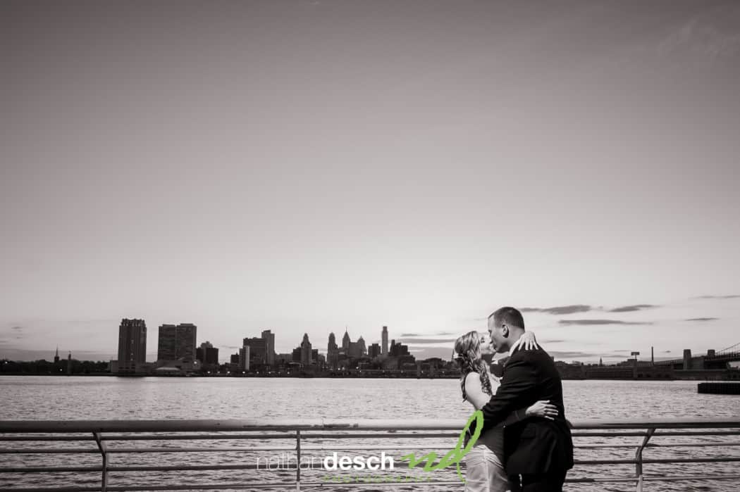 Adventure Aquarium Wedding Pictures by Best Philadelphia Wedding Photographer  Nathan Desch Photography