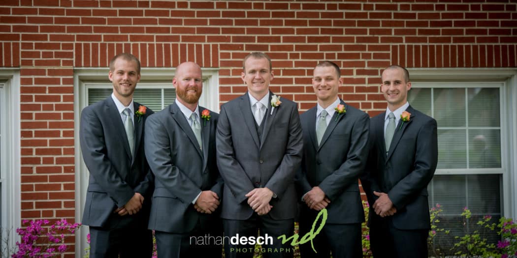 spring wedding at barn at overlook