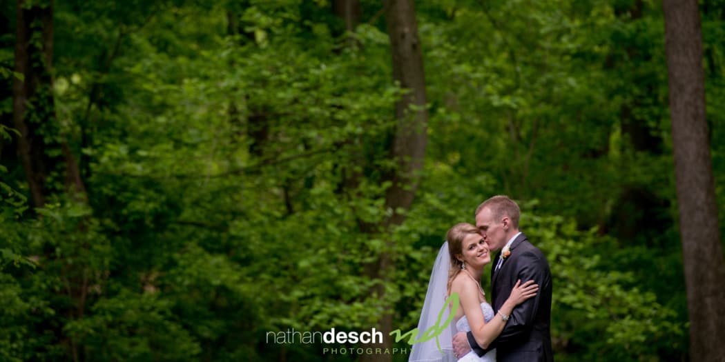 spring wedding at barn at overlook