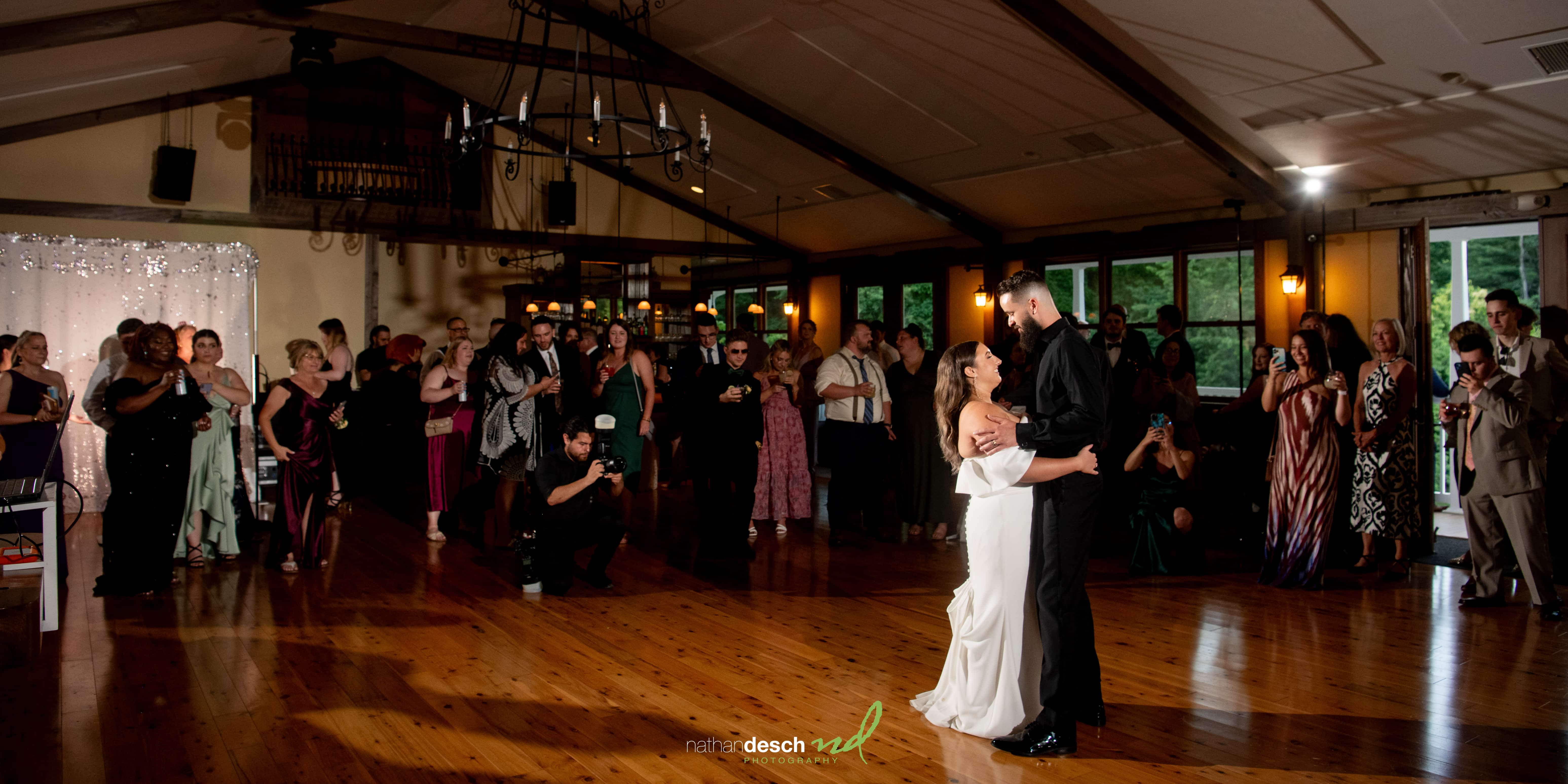 First dance between husband and wife