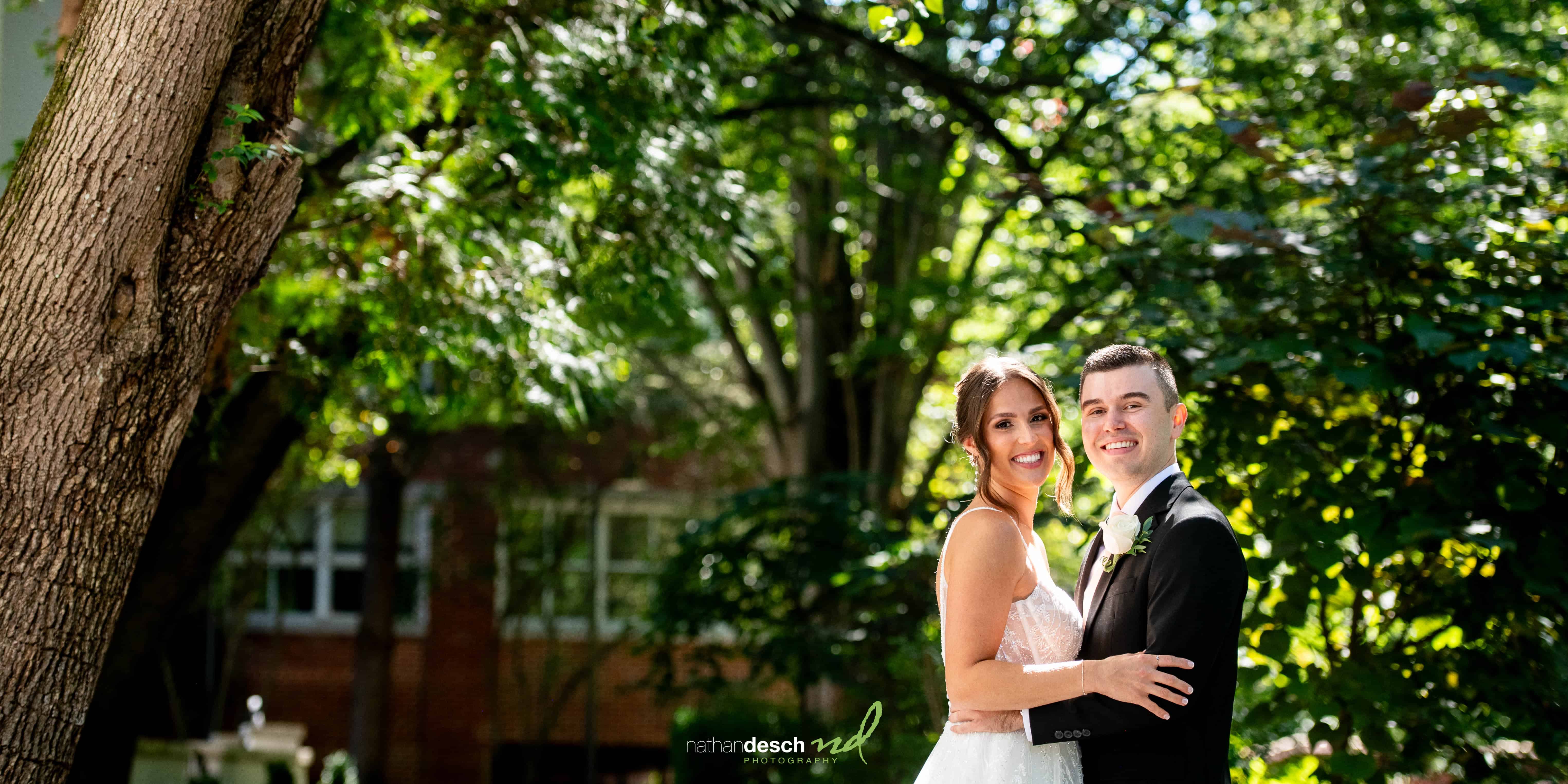 couples portraits at Odette's