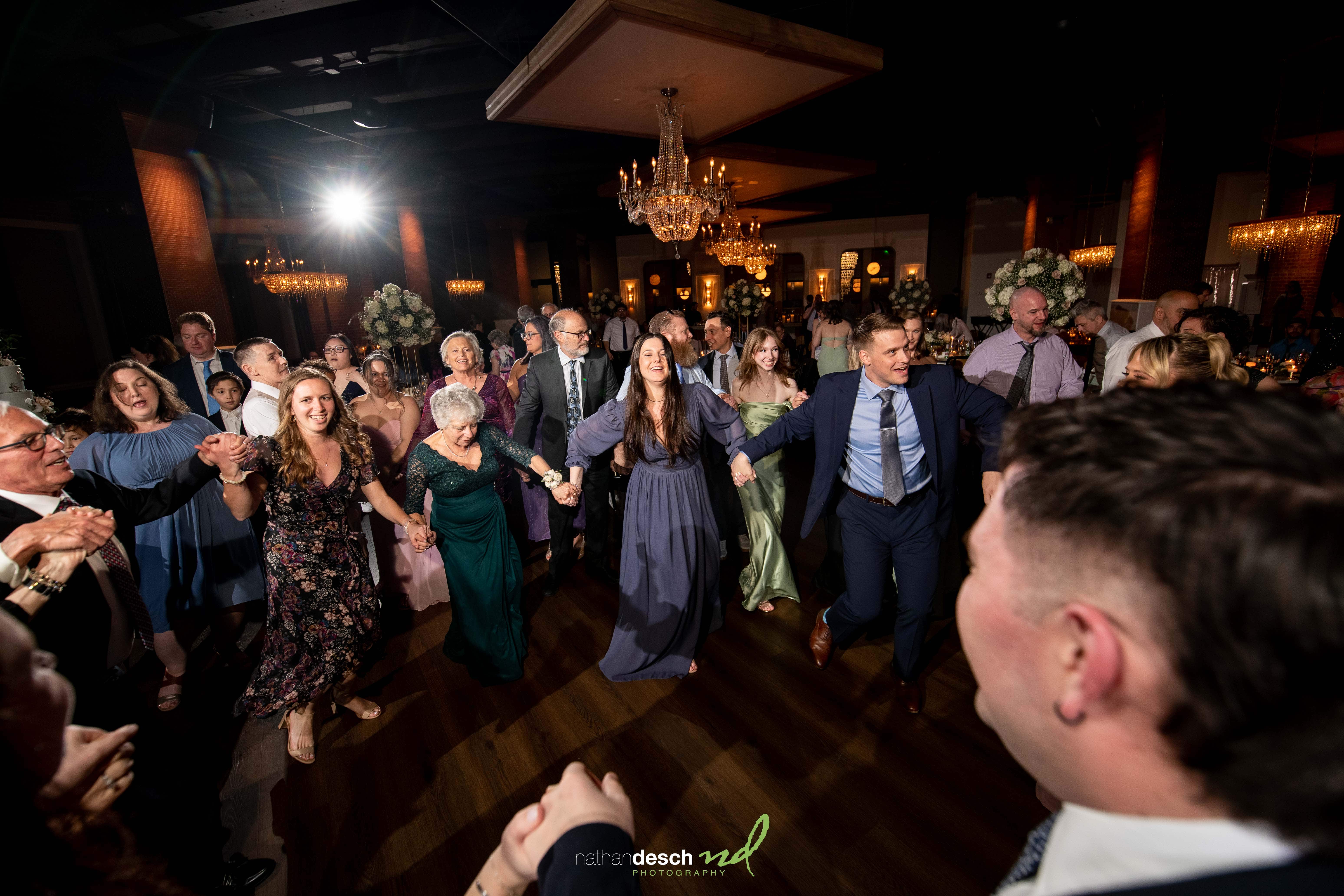 hora at wedding
