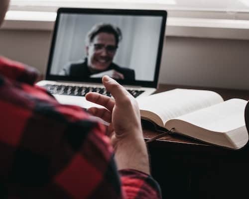 Zoom Call im Web Design