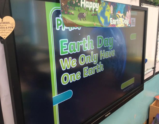 Our Earth Day Pledge!