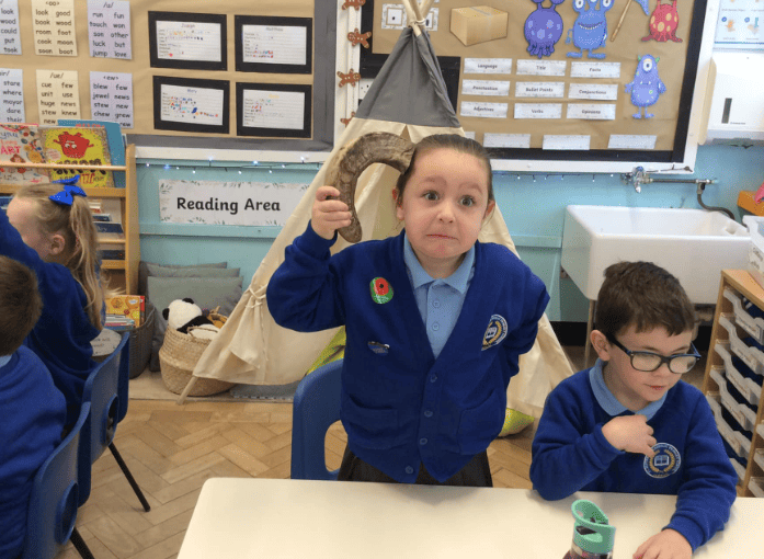 Looking at bones and skeletons with Captain Chemistry