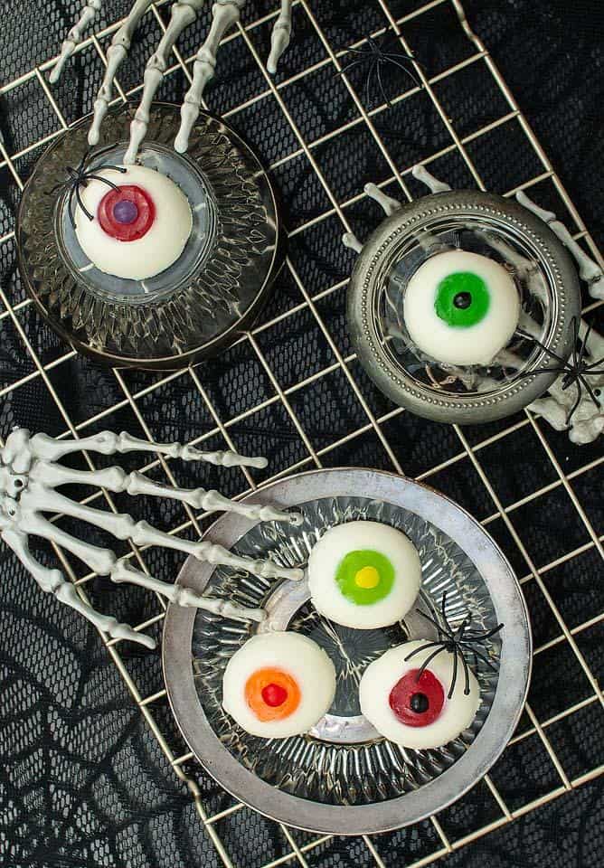halloween panna cotta eyeballs bella bucchiotti 30