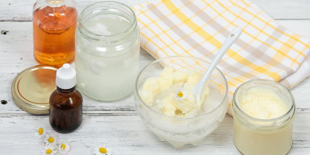 making sugar scrub