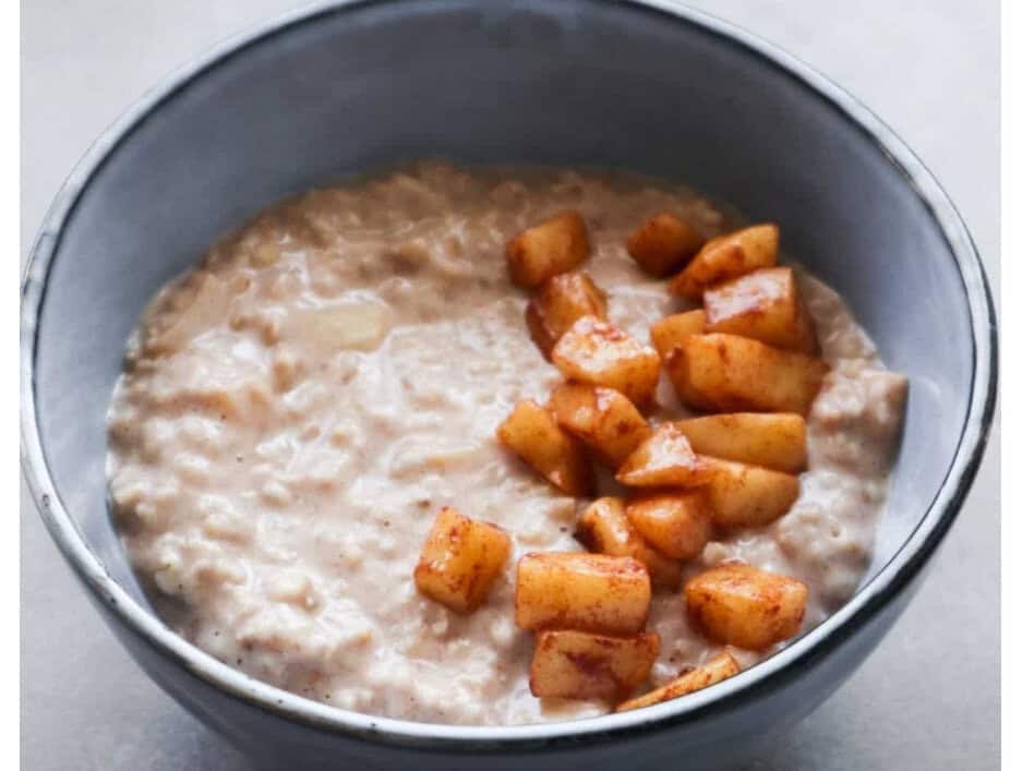 apple cinnamon oatmeal