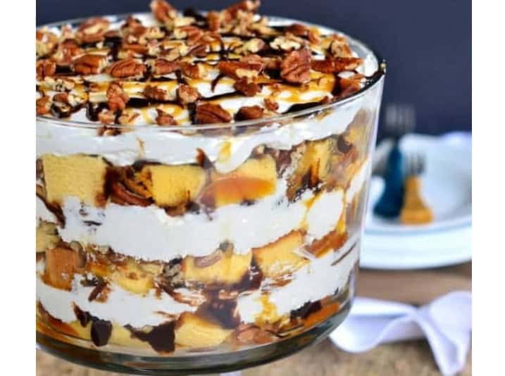 turtle cheesecake trifle