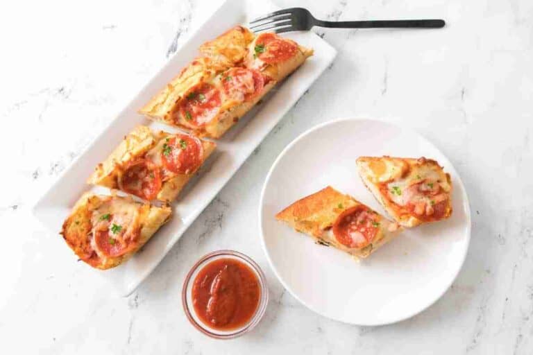 easy kid friendly garlic bread pizza recipe