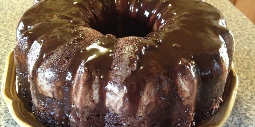 chocolate sour cream pound cake