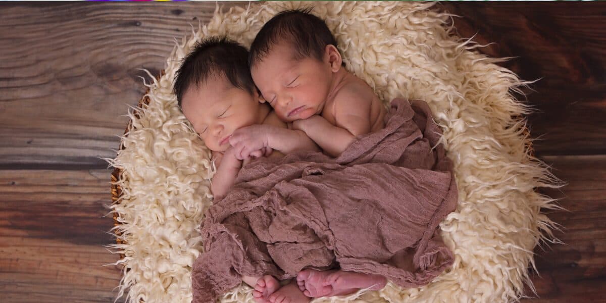 what to wear for newborn photoshoot twins