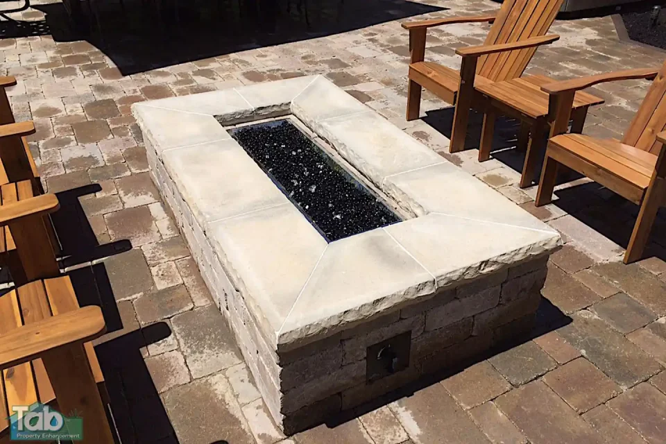 fireplaces-fire-pits-tab-property00012