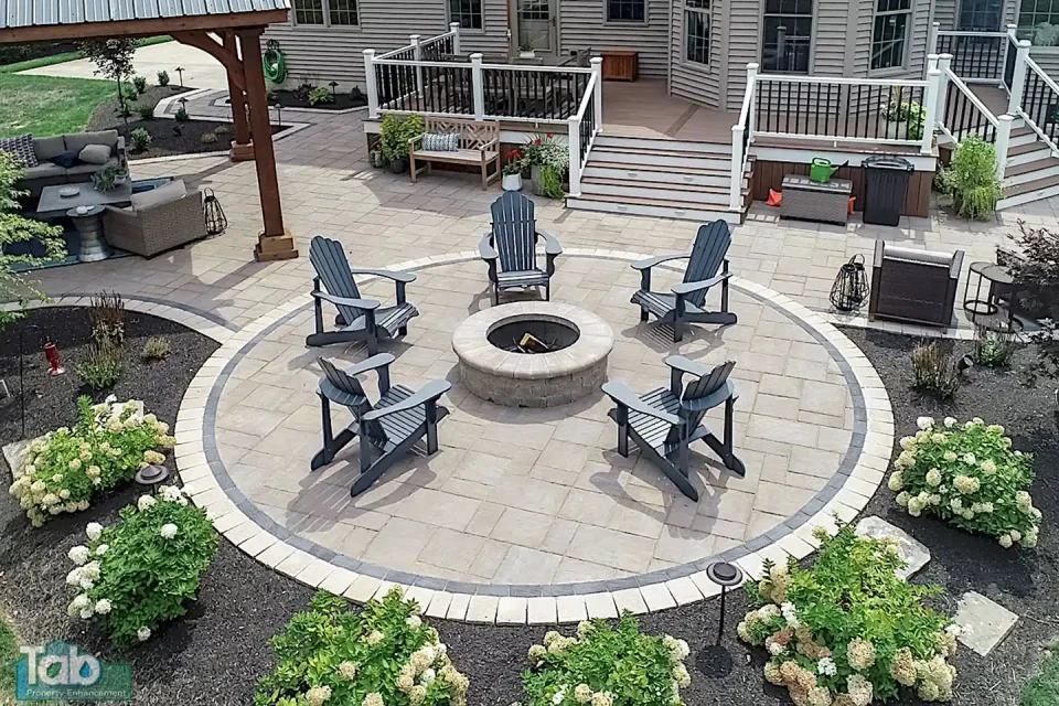 fireplaces-fire-pits-tab-property00016