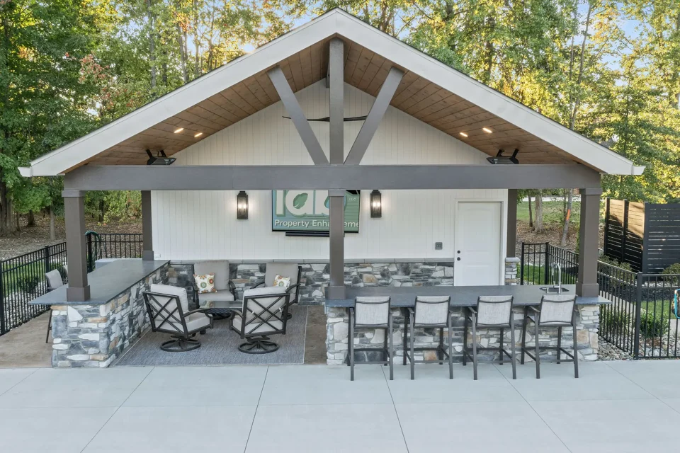 Beautiful Pool House Construction