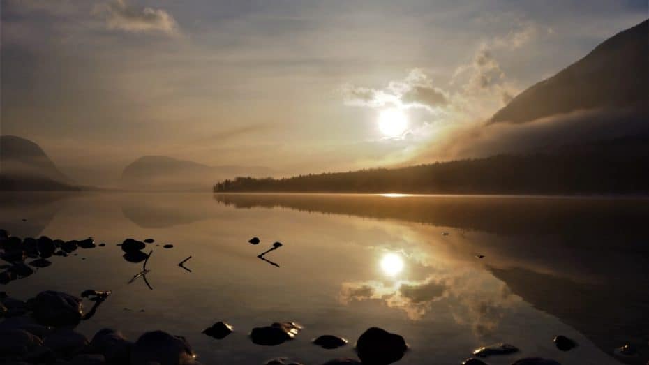 Coucher de soleil d'hiver lac Bohinj