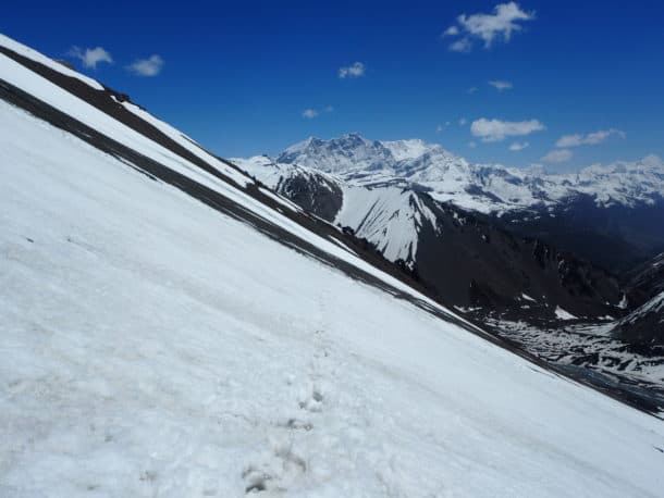 vers le Tilicho lake, chemin enneigé