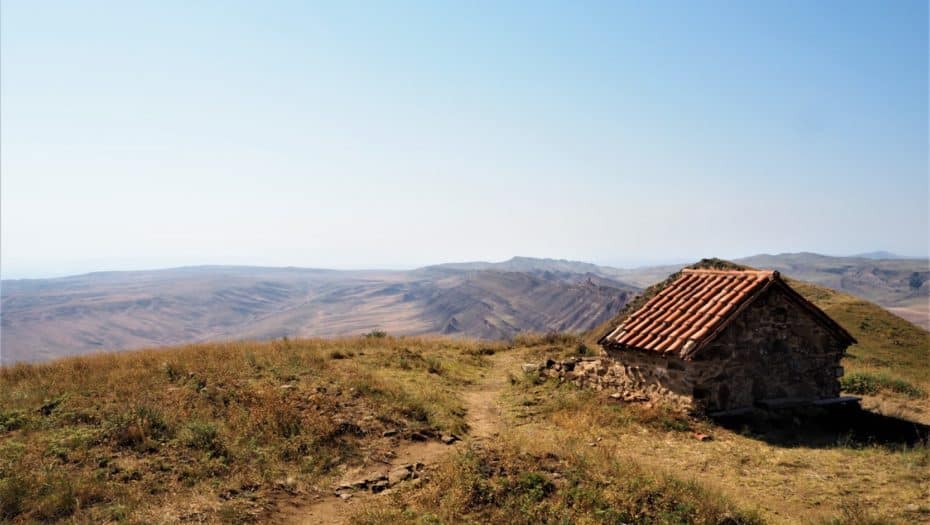 paysages autour du monastère David Garedja