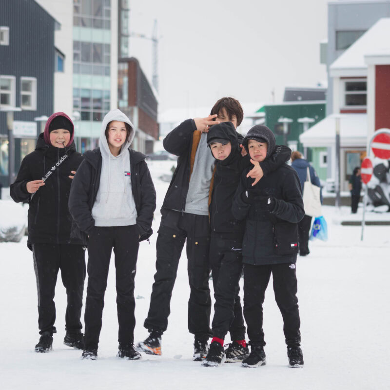 Group-of-kids-posing-in-winter-clothes