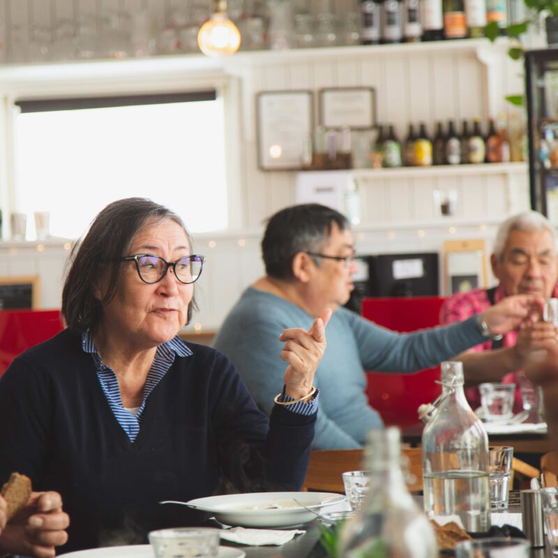 Telling-a-story-at-inuk-hostels