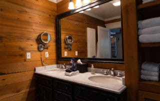 House Shelby bathroom