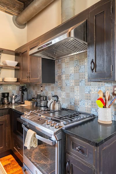 First floor fully furnished kitchen in the Hart House