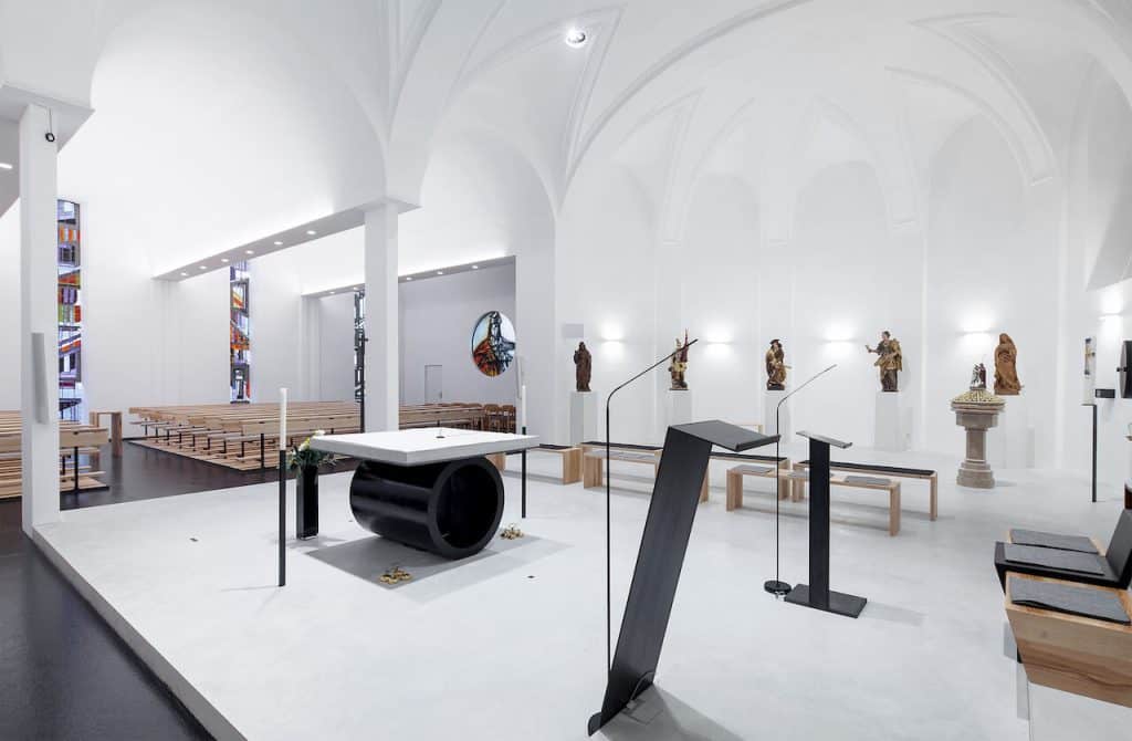 Sichtbetonboden in der Kirche von Ampflwang von Wohnbeton
