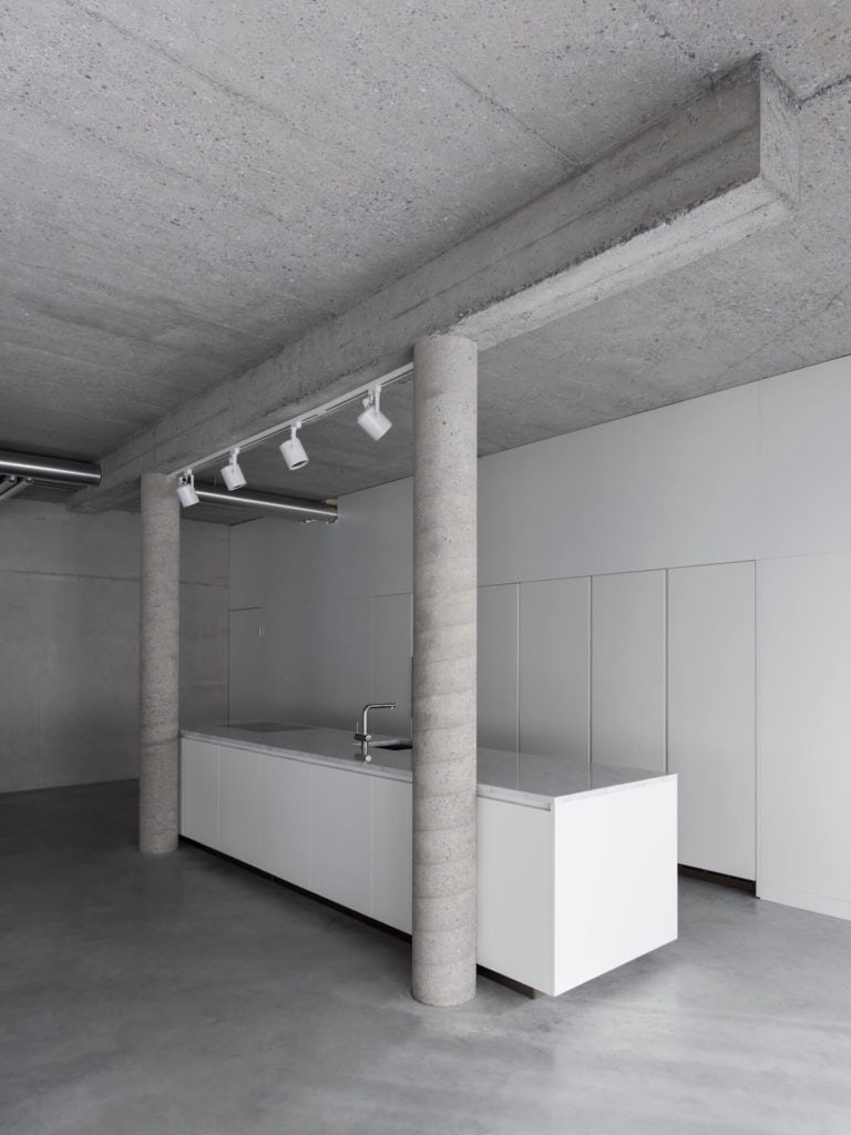 Umbau Kaffeehaus zum Betonloft mit Wohnbeton