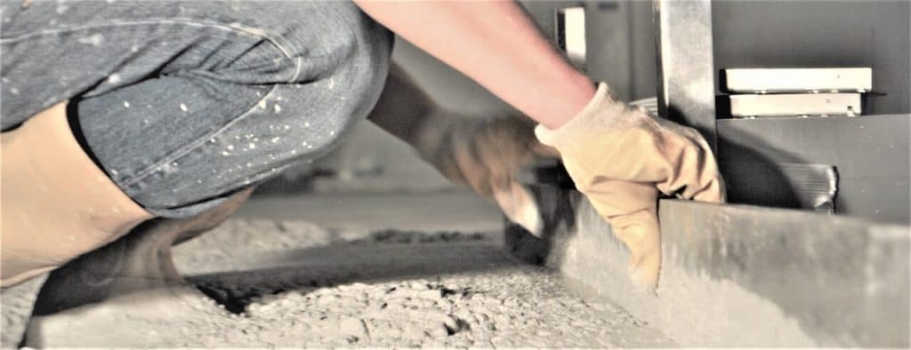 Herstellung eines Sichtbetonbodens aus Weißbeton von Wohnbeton