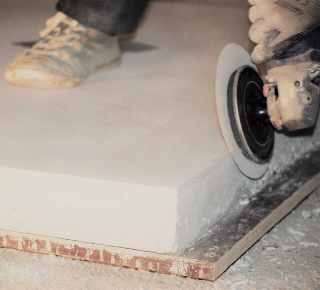 Herstellung eines Sichtbetonbodens aus Weißbeton von Wohnbeton