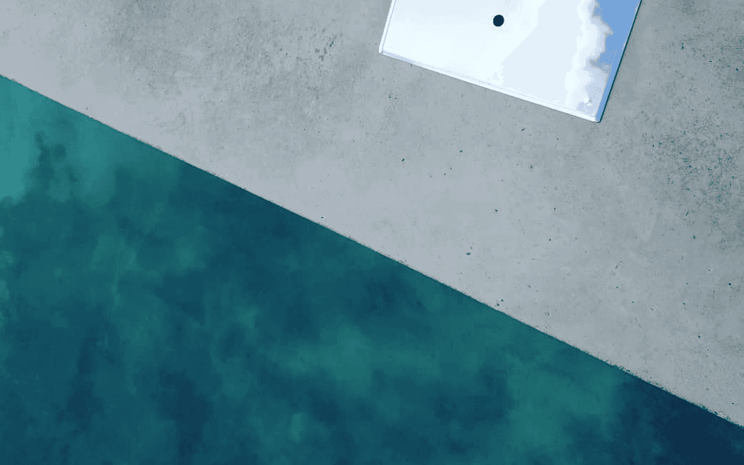 Unser erster Swimmingpool aus Sichtbeton