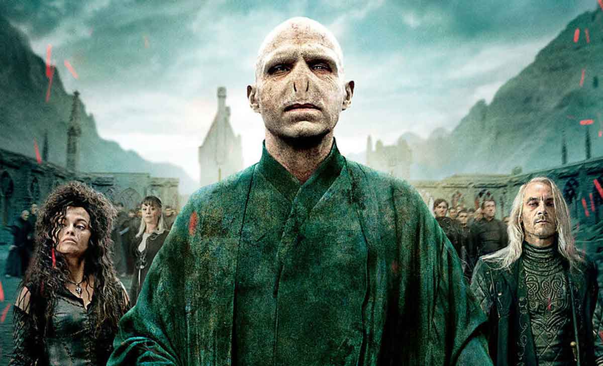 Ralph Fiennes revela los inconvenientes de interpretar a Voldemort en Harry Potter