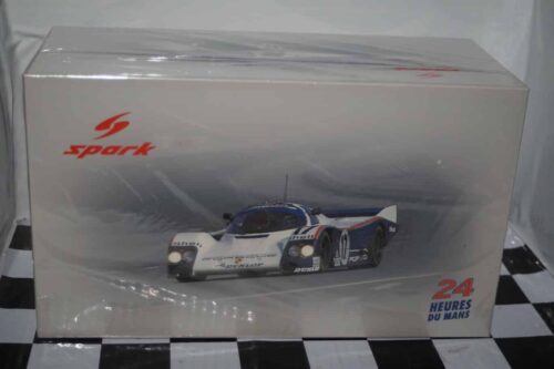 Porsche 962 C #17 Winner Le Mans 1987 18LM87 1:18 Spark Resin