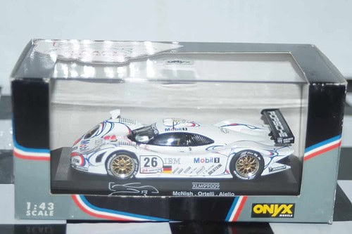 Onyx porsche gt1"mobil" 1998 mcnish 1:43 scale xlm99009