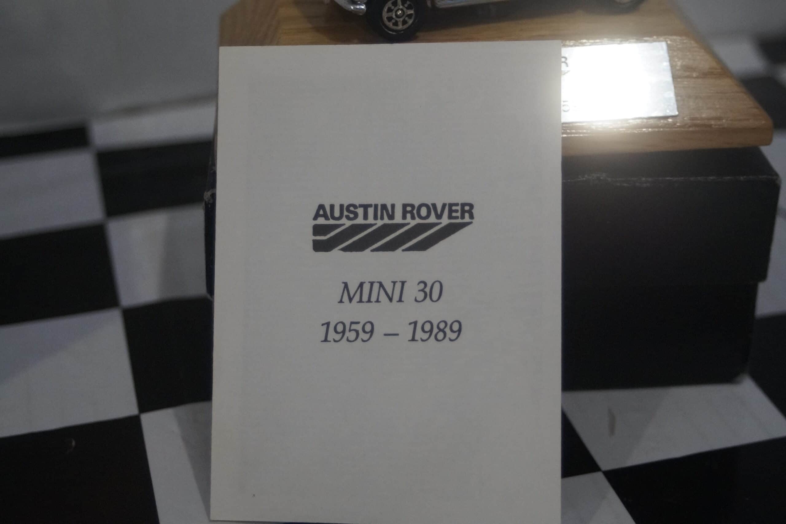 Corgi (based) austin rover mini 30 1959-1989 1:36 (approx)