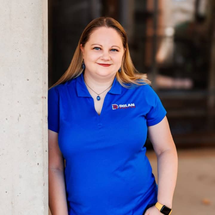 headshot of team member Amanda ringo with Dolan Roofing & Construction
