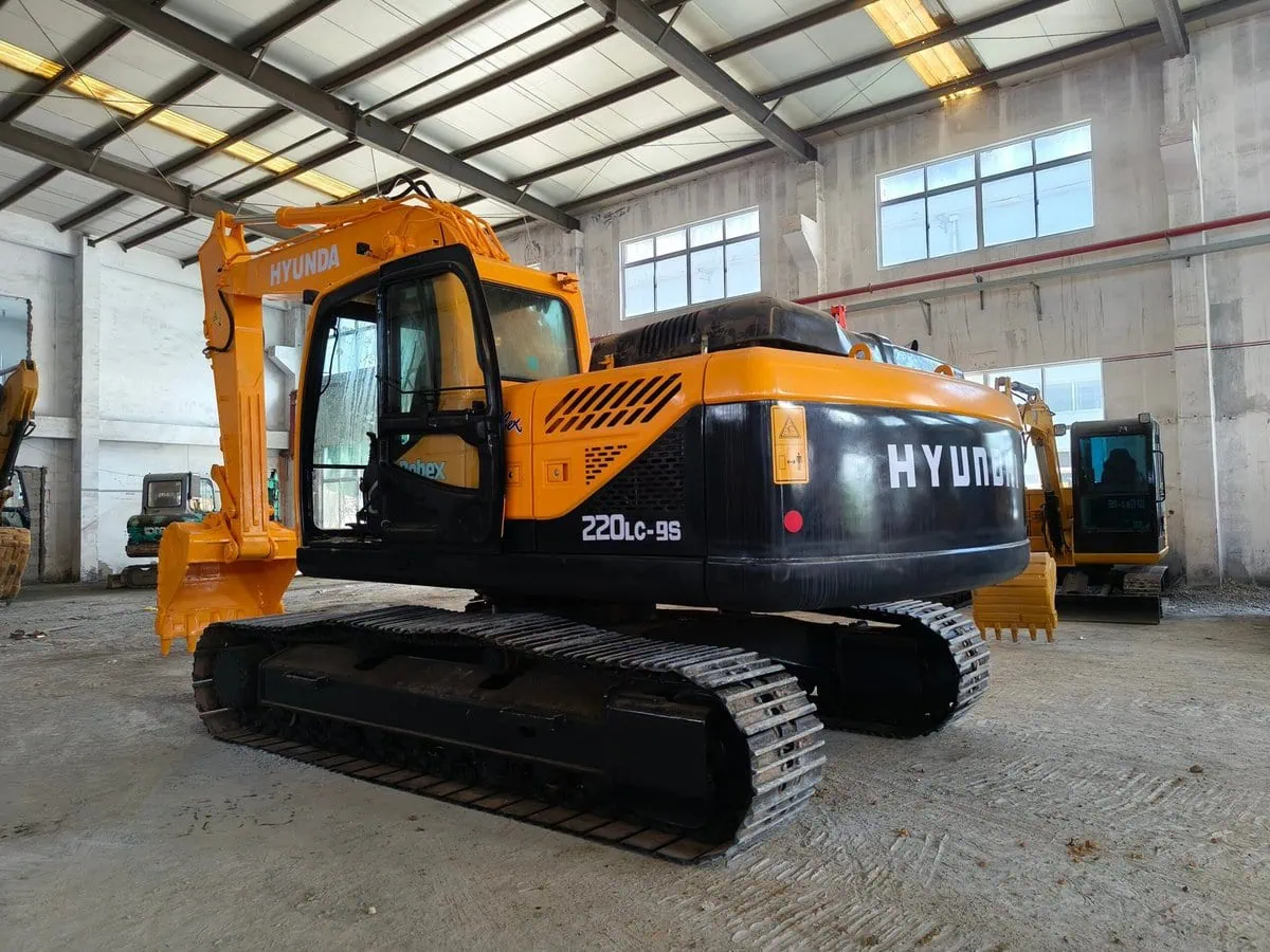 Used Hyundai Excavator 220-9S For Sale