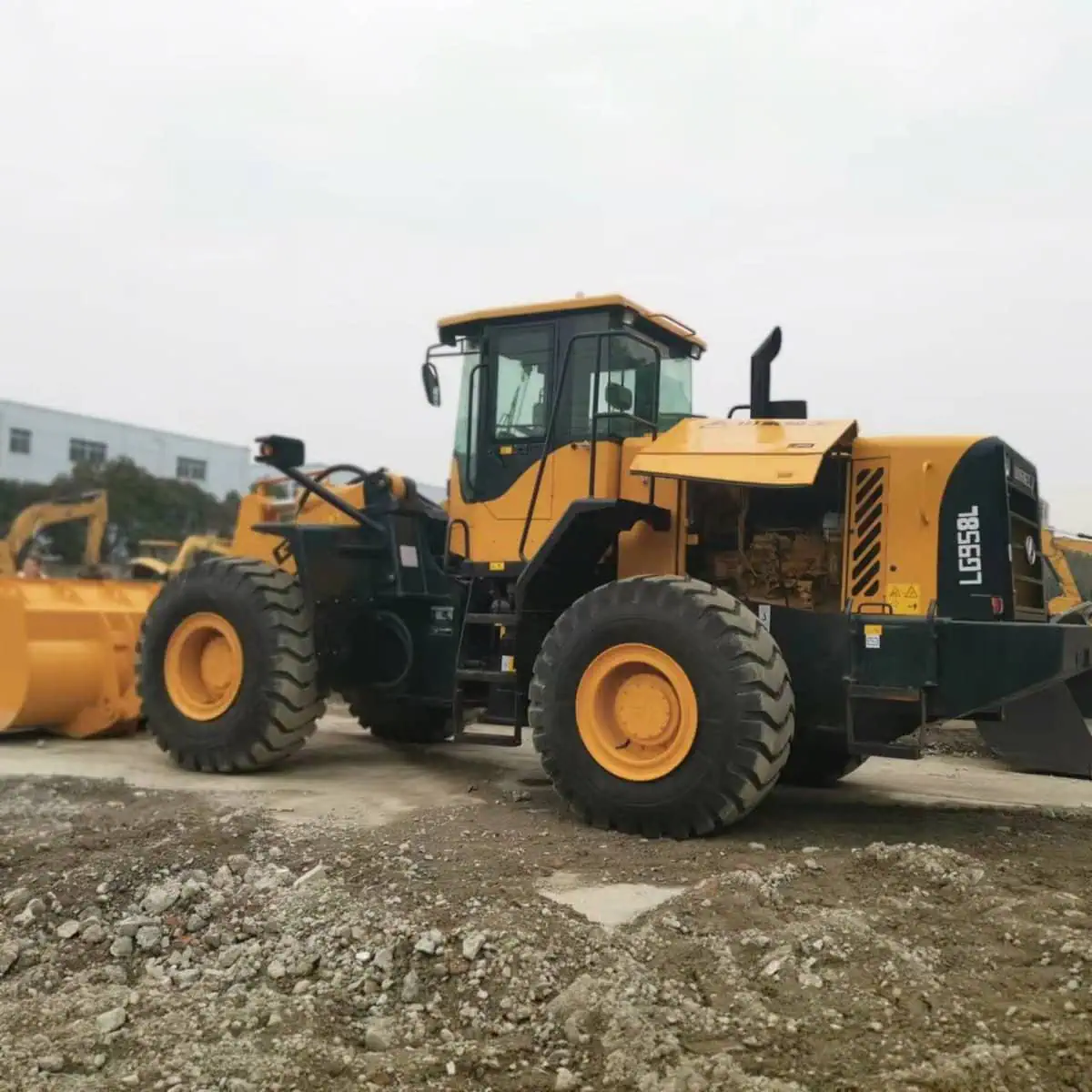 SDLG LG958L