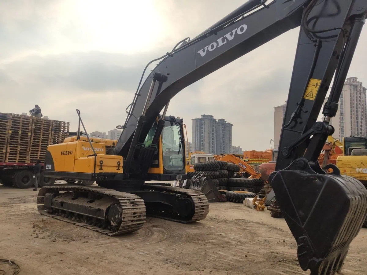 Used Volvo 210 Excavator Price