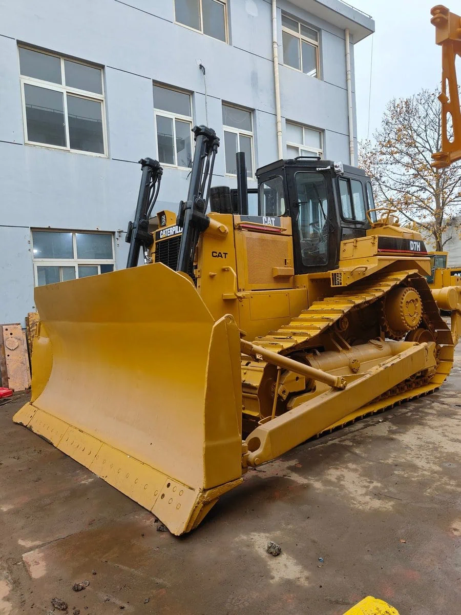 Used Caterpillar D7H Bulldozers