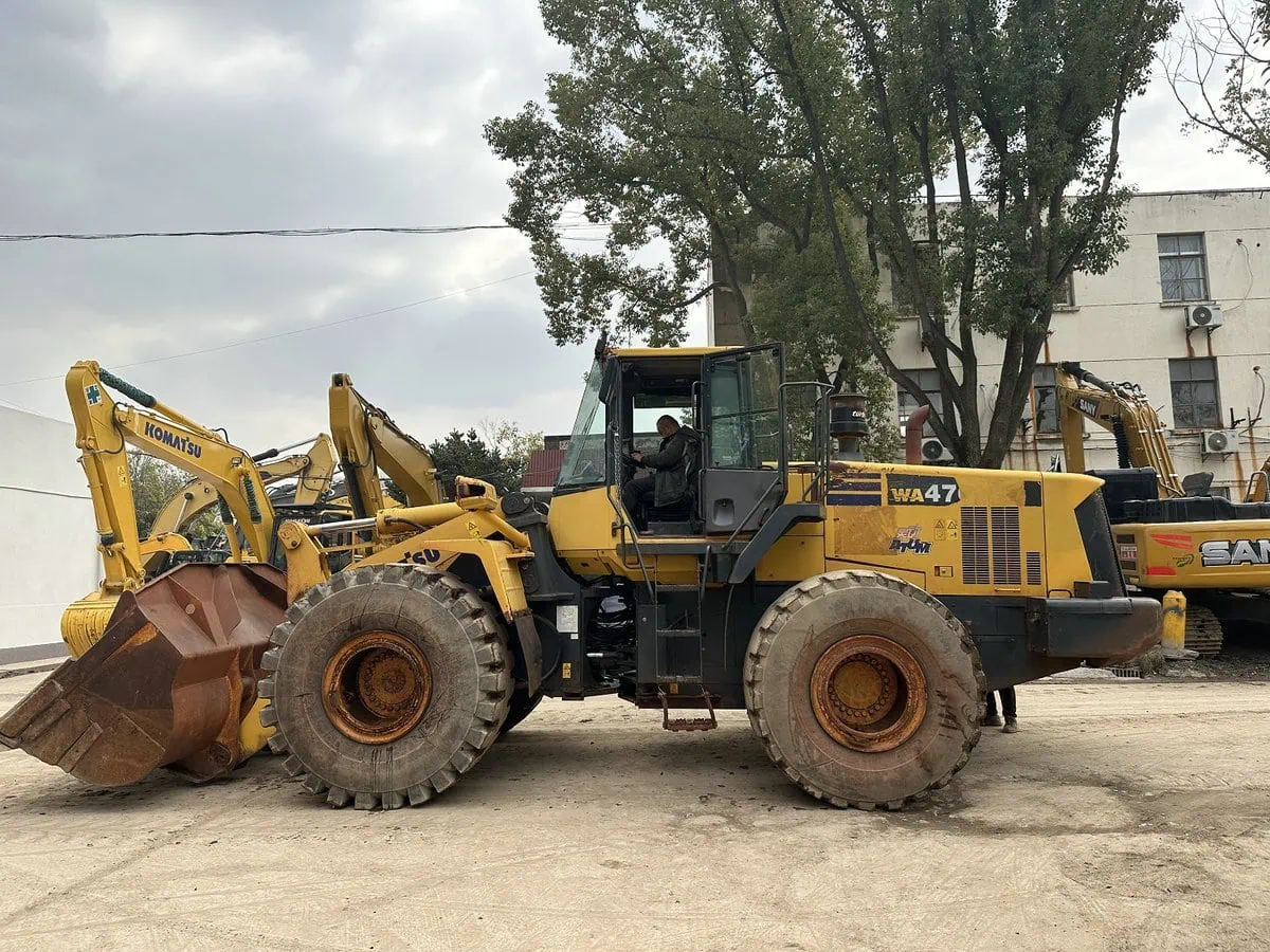 Komatsu WA470