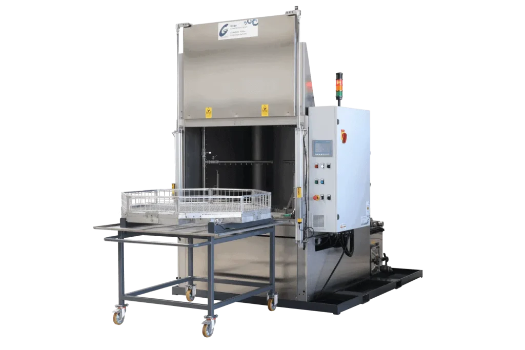 Spritzreinigungsanlage Typ CM13