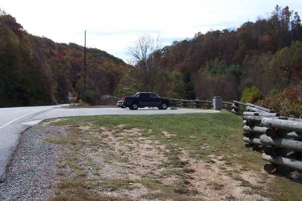 Sams Gap Trailhead